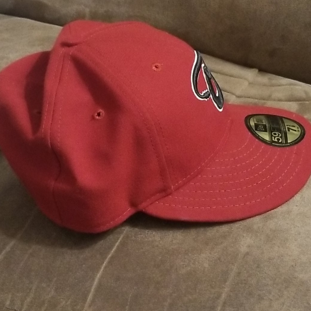 HAT - Picture 3 of 5